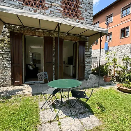 Lägenhet Ibiscus Di Dongo